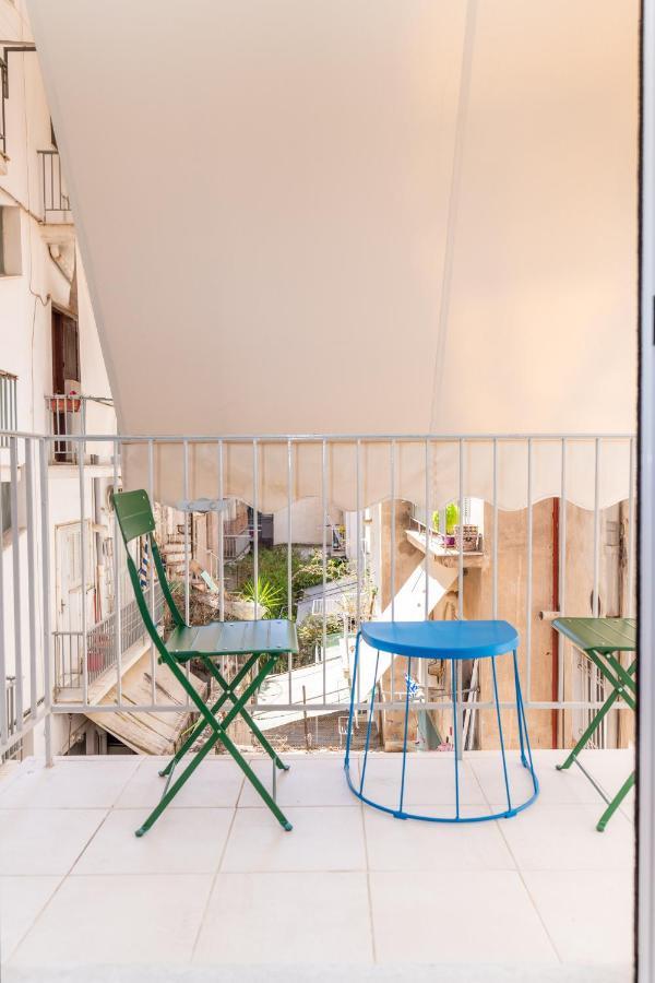 Modern Apartment, Short Walk To Acropolis Sites 아테네 외부 사진